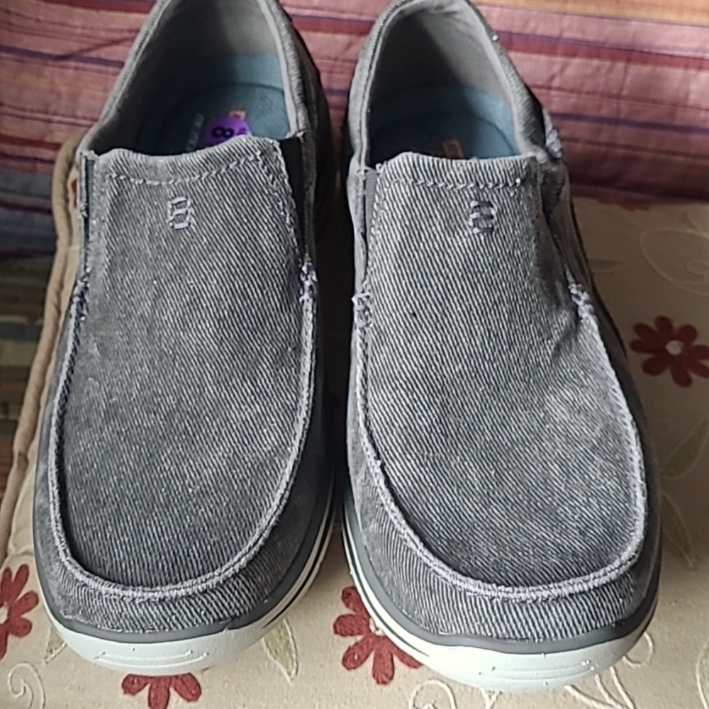 Skechers Creston- Moseco Size 8 - Picture 8 of 12